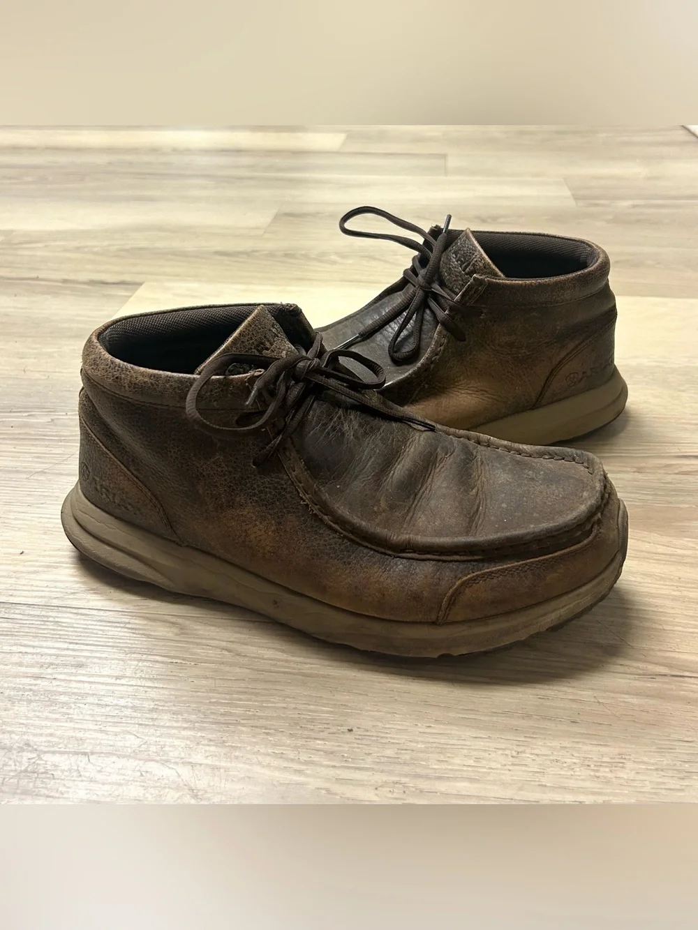 Ariat Spitfire Chukka Boots Mens 10.5 Brown Leather Distressed MocToe Shoes